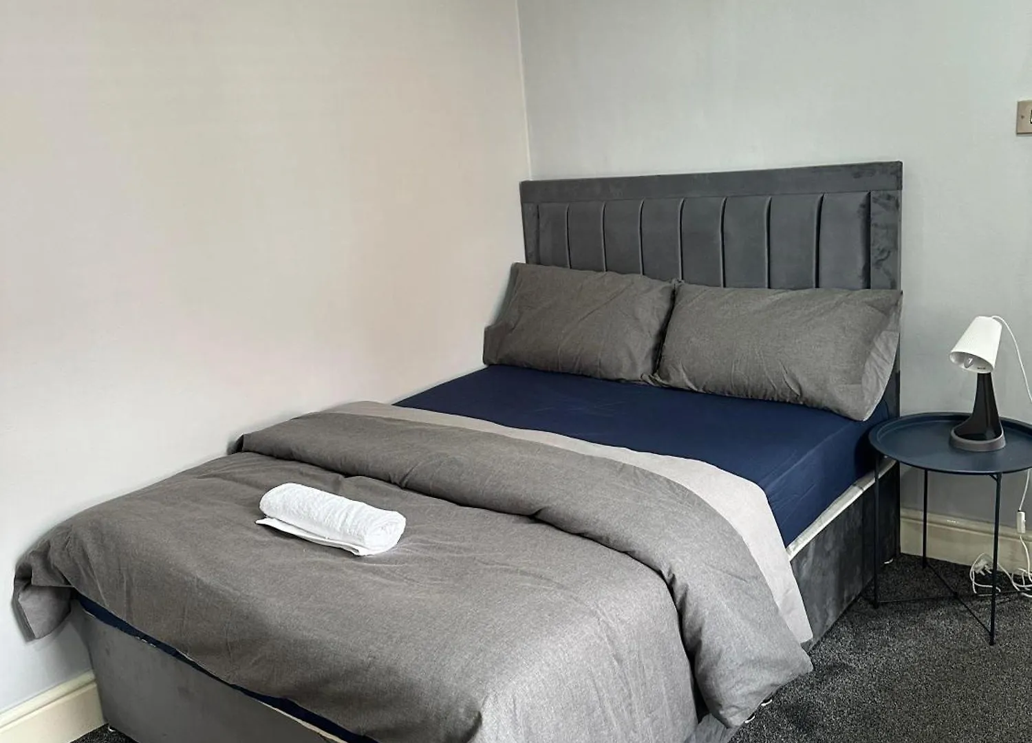 Homestay Budget Room With Private Bathroom Manchester United Kingdom